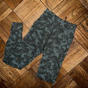 Lulu lemon joggers camo